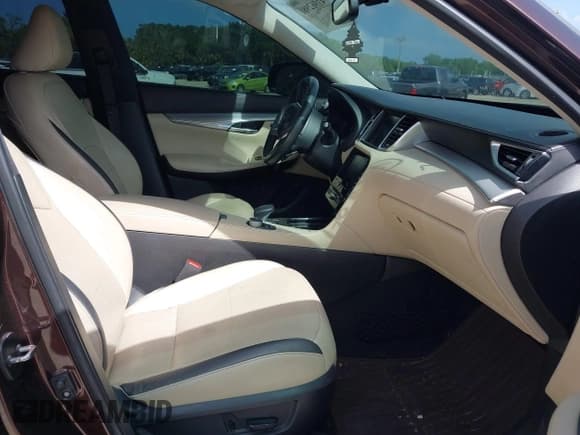 ✅ 2020 Infiniti QX50 Autograph • VIN: 3PCAJ5M15LF100778 • Лот: 41962981. Опубликован ранее на IAAI с пробегом 180 271 миль. Бесплатный доступ к архиву аукционных продаж из США и подробный отчёт об истории автомобиля на DreamBid. Изображение 5.