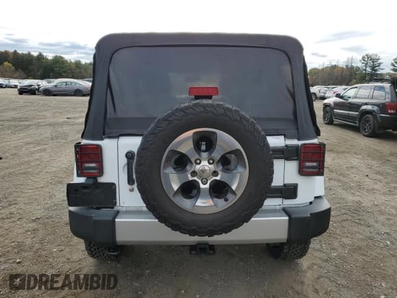 ✅ 2016 Jeep Wrangler Unlimited Sahara • VIN: 1C4BJWEG3GL339410 • Lot: 90688005. Listed on Copart with 102,152 mi. Free auction sales archive from the USA and detailed vehicle history report at DreamBid. Image 6.