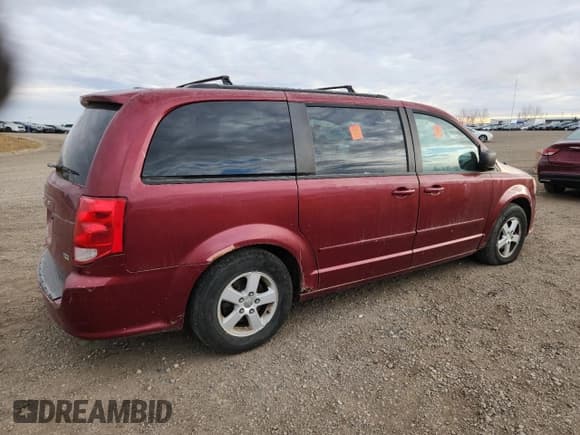 ✅ 2011 Dodge Grand Caravan Express • VIN: 2D4RN4DGXBR651638 • Lot: 91711505. Wystawiony na Copart z przebiegiem 272 191 mil. Bezpłatny archiwum sprzedaży aukcyjnych z USA i szczegółowy raport historii pojazdu na DreamBid. Zdjęcie 3.