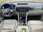 ✅ 2022 Volkswagen Atlas SE • VIN: 1V2LP2CA7NC539146 • Lot: 83357784. Listed on Copart with 155,315 mi. Free auction sales archive from the USA and detailed vehicle history report at DreamBid. Image 9.