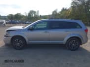 ✅ 2017 Dodge Journey SE • VIN: 3C4PDCAB9HT609445 • Lot: 43367439. Wystawiony na IAAI z przebiegiem 91 362 mil. Bezpłatny archiwum sprzedaży aukcyjnych z USA i szczegółowy raport historii pojazdu na DreamBid. Zdjęcie 15.