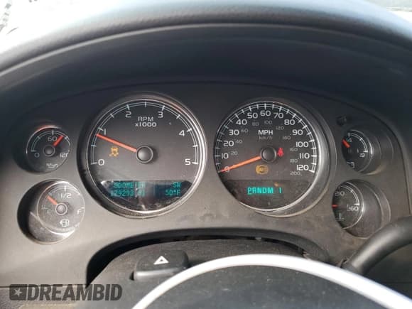 ✅ 2011 Chevrolet Silverado 2500HD LTZ • VIN: 1GC2KYC80BZ298910 • Lot: 45534755. Listed on Copart with 179,293 mi. Free auction sales archive from the USA and detailed vehicle history report at DreamBid. Image 9.