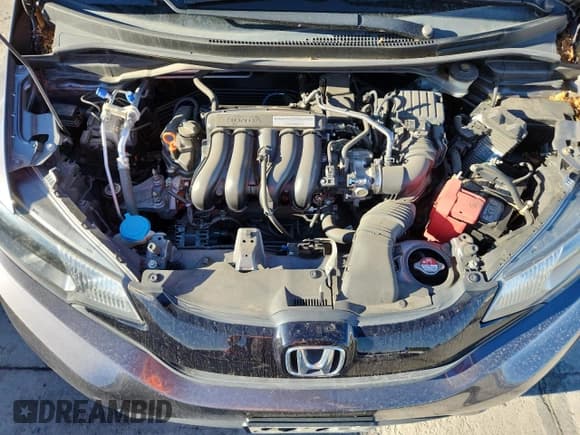 ✅ 2015 Honda Fit LX • VIN: 3HGGK5G53FM767386 • Lot: 84603785. Wystawiony na Copart z przebiegiem 52 282 mil. Bezpłatny archiwum sprzedaży aukcyjnych z USA i szczegółowy raport historii pojazdu na DreamBid. Zdjęcie 11.