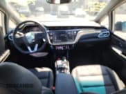 ✅ 2023 Chevrolet Bolt EV 2LT • VIN: 1G1FX6S04P4162201 • Lot: 52741604. Wystawiony na Copart z przebiegiem 9 761 mil. Bezpłatny archiwum sprzedaży aukcyjnych z USA i szczegółowy raport historii pojazdu na DreamBid. Zdjęcie 9.