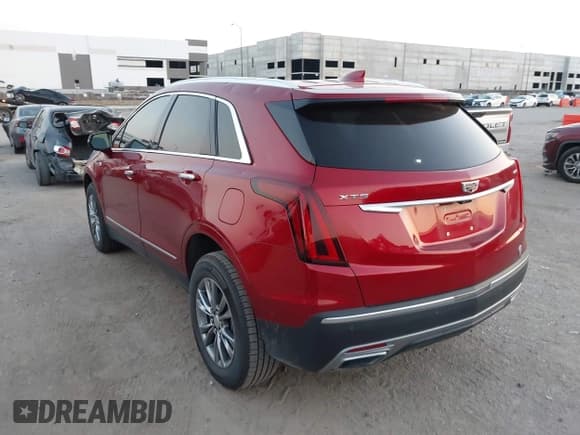 ✅ 2021 Cadillac XT5 FWD Premium Luxury • VIN: 1GYKNCRS5MZ183679 • Лот: 42924835. Опубликован ранее на IAAI с пробегом 53 266 миль. Бесплатный доступ к архиву аукционных продаж из США и подробный отчёт об истории автомобиля на DreamBid. Изображение 3.