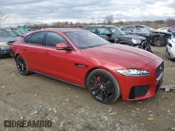 ✅ 2016 Jaguar XF S • VIN: SAJBM4BV6GCY16976 • Lot: 81841204. Wystawiony na Copart z przebiegiem 80 768 mil. Bezpłatny archiwum sprzedaży aukcyjnych z USA i szczegółowy raport historii pojazdu na DreamBid. Zdjęcie 4.