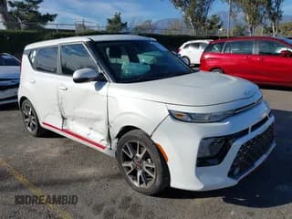 ✅ 2022 Kia Soul GT-Line • VIN: KNDJ63AU2N7822724 • Lot: 41248682. Listed on IAAI with 30,489 mi. Free auction sales archive from the USA and detailed vehicle history report at DreamBid. Image 1.