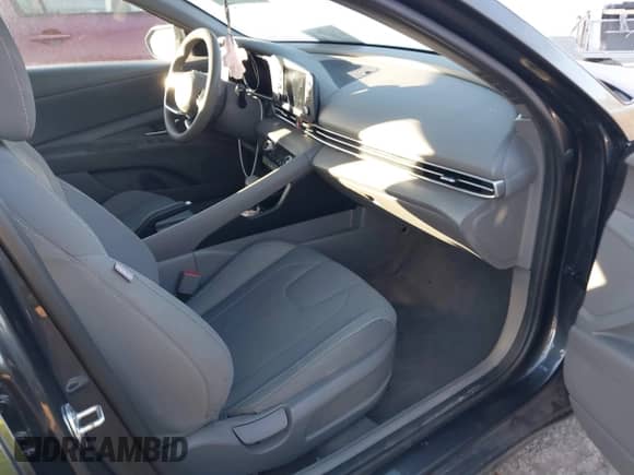 2021 Hyundai Elantra SEL z VIN 5NPLM4AG3MH012124, wystawiony jako IAAI lot #41686727 z przebiegiem 79 645 mil mil oraz . Historia ofert i sprzedaży dostępna na DreamBid. Obrazek 5.