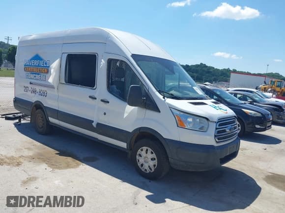 ✅ 2015 Ford Transit Cargo • VIN: 1FTNR3XM6FKA01964 • Lot: 42629479. Listed on IAAI with 328,208 mi. Free auction sales archive from the USA and detailed vehicle history report at DreamBid. Image 1.