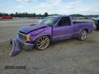 1996 Chevrolet S-10 с VIN 1GCCS1446TK137852, выставлен на аукционе Copart как лот 85075565 с пробегом 148 151 миль миль и Списание • Salvage title. История ставок и продаж доступна на DreamBid. Изображение 1.