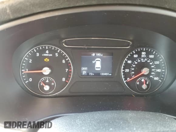 ✅ 2020 Kia Sorento LX • VIN: 5XYPG4A3XLG648700 • Lot: 86866895. Wystawiony na Copart z przebiegiem 130 491 mil. Bezpłatny archiwum sprzedaży aukcyjnych z USA i szczegółowy raport historii pojazdu na DreamBid. Zdjęcie 9.