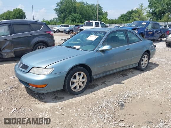✅ 1998 Acura CL Premium • VIN: 19UYA2259WL010233 • Lot: 42836376. Wystawiony na IAAI z przebiegiem 178 497 mil. Bezpłatny archiwum sprzedaży aukcyjnych z USA i szczegółowy raport historii pojazdu na DreamBid. Zdjęcie 2.