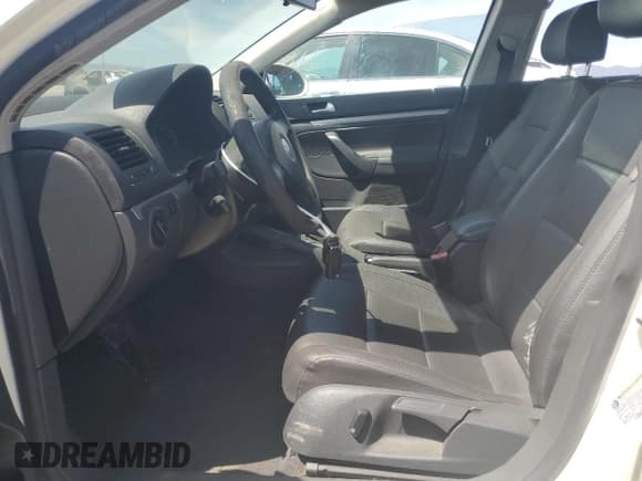 ✅ 2006 Volkswagen Jetta 2.5L • VIN: 3VWSG71K76M715650 • Лот: 55878025. Опубликован ранее на Copart с пробегом 194 445 миль. Бесплатный доступ к архиву аукционных продаж из США и подробный отчёт об истории автомобиля на DreamBid. Изображение 7.