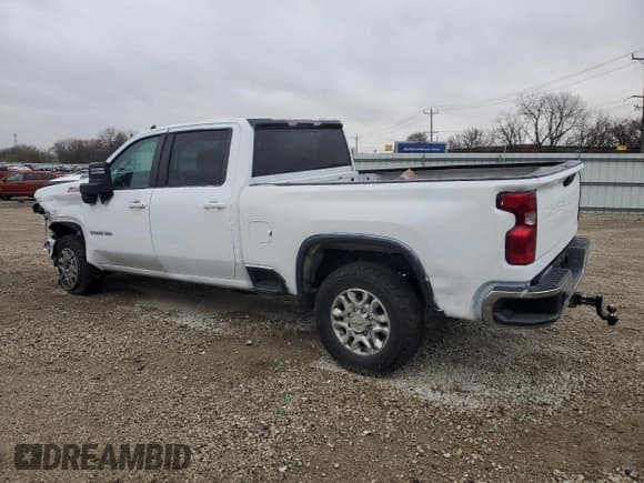 ✅ 2021 Chevrolet Silverado 2500HD LT • VIN: 1GC1YNEY2MF286686 • Lot: 90451555. Listed on Copart with 175,812 mi. Free auction sales archive from the USA and detailed vehicle history report at DreamBid. Image 2.
