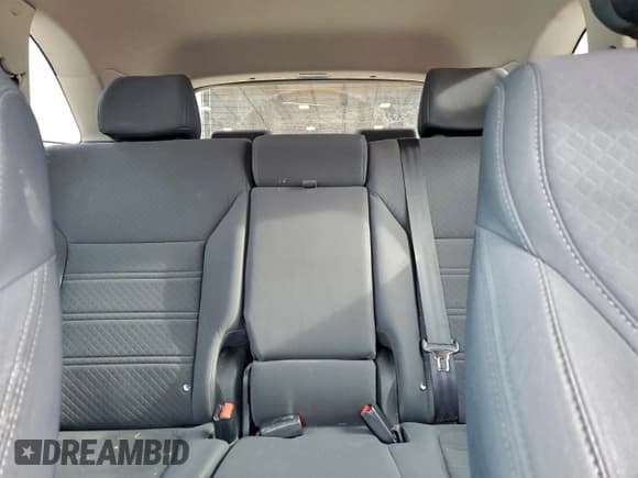 ✅ 2016 Kia Sorento LX • VIN: 5XYPGDA58GG111802 • Lot: 93671615. Listed on Copart with 168,017 mi. Free auction sales archive from the USA and detailed vehicle history report at DreamBid. Image 10.