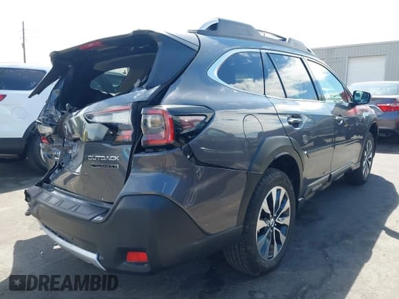✅ 2024 Subaru Outback Touring XT • VIN: 4S4BTGPD4R3255498 • Лот: 42929849. Опубликован ранее на IAAI с пробегом 12 506 миль. Бесплатный доступ к архиву аукционных продаж из США и подробный отчёт об истории автомобиля на DreamBid. Изображение 4.