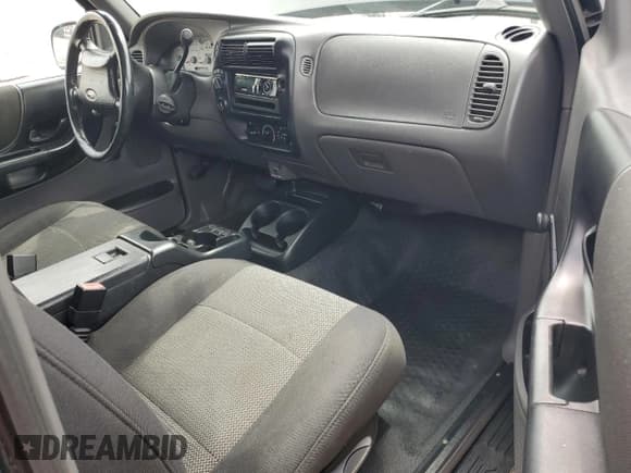 ✅ 2003 Ford Ranger XL Fleet • VIN: 1FTZR15E43PB83177 • Lot: 69625745. Wystawiony na Copart z przebiegiem 122 723 mil. Bezpłatny archiwum sprzedaży aukcyjnych z USA i szczegółowy raport historii pojazdu na DreamBid. Zdjęcie 10.