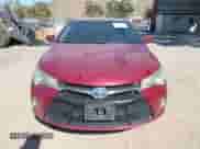 2016 Toyota Camry LE z VIN 4T1BD1FK2GU184688, wystawiony jako IAAI lot #42679622 z przebiegiem 256 875 mil mil oraz . Historia ofert i sprzedaży dostępna na DreamBid. Obrazek 12.