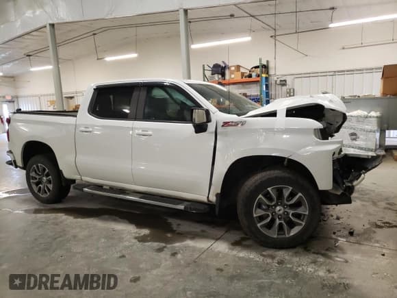 ✅ 2021 Chevrolet Silverado 1500 RST • VIN: 1GCUYEED8MZ150250 • Lot: 75267104. Wystawiony na Copart z przebiegiem Nie podano. Bezpłatny archiwum sprzedaży aukcyjnych z USA i szczegółowy raport historii pojazdu na DreamBid. Zdjęcie 4.