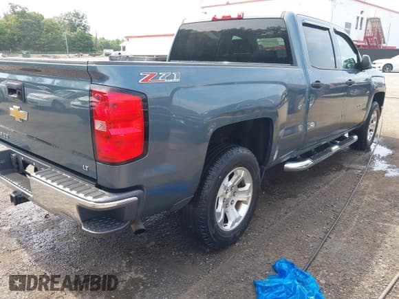 ✅ 2014 Chevrolet Silverado 1500 LT • VIN: 1GCUKREC8EF194980 • Lot: 42734987. Wystawiony na IAAI z przebiegiem 120 295 mil. Bezpłatny archiwum sprzedaży aukcyjnych z USA i szczegółowy raport historii pojazdu na DreamBid. Zdjęcie 4.