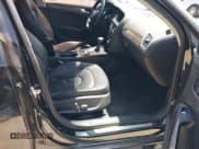 ✅ 2014 Audi A4 Premium • VIN: WAUAFAFL1EA047742 • Lot: 42716466. Wystawiony na IAAI z przebiegiem 109 377 mil. Bezpłatny archiwum sprzedaży aukcyjnych z USA i szczegółowy raport historii pojazdu na DreamBid. Zdjęcie 5.