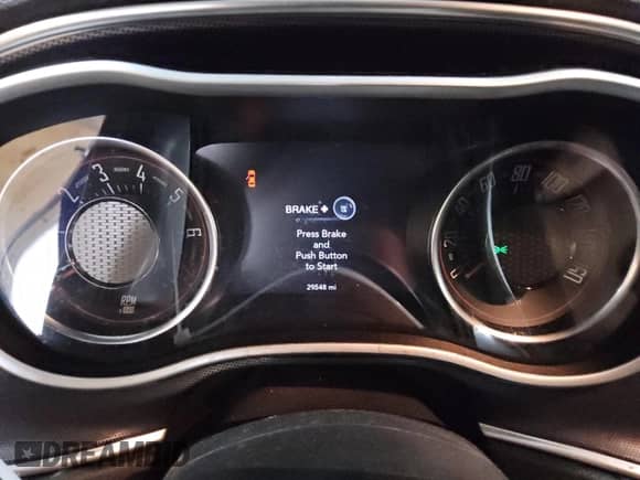 ✅ 2018 Dodge Challenger SXT Plus • VIN: 2C3CDZAG4JH255172 • Лот: 86799505. Опубликован ранее на Copart с пробегом 29 548 миль. Бесплатный доступ к архиву аукционных продаж из США и подробный отчёт об истории автомобиля на DreamBid. Изображение 9.