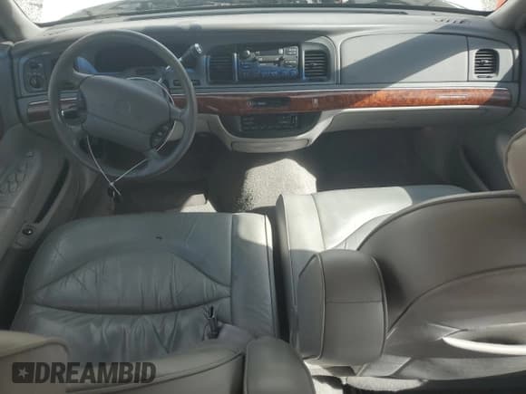 ✅ 1997 Mercury Grand Marquis LS • VIN: 2MELM75W2VX645019 • Лот: 70903655. Опубликован ранее на Copart с пробегом 89 422 миль. Бесплатный доступ к архиву аукционных продаж из США и подробный отчёт об истории автомобиля на DreamBid. Изображение 8.