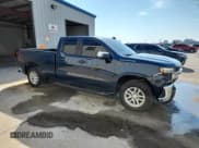 ✅ 2019 Chevrolet Silverado 1500 LT • VIN: 1GCRWCED4KZ191715 • Lot: 80177235. Wystawiony na Copart z przebiegiem 84 433 mil. Bezpłatny archiwum sprzedaży aukcyjnych z USA i szczegółowy raport historii pojazdu na DreamBid. Zdjęcie 4.