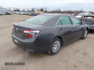 ✅ 2012 Toyota Camry SE • VIN: 4T1BF1FK3CU163482 • Lot: 43819409. Listed on IAAI with 163,118 mi. Free auction sales archive from the USA and detailed vehicle history report at DreamBid. Image 4.