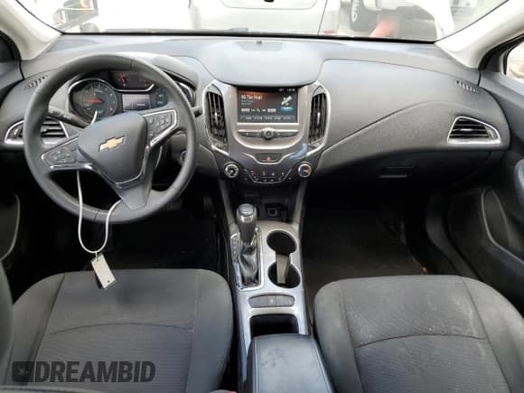 ✅ 2018 Chevrolet Cruze LT • VIN: 1G1BE5SM7J7163298 • Lot: 56740033. Listed on Copart with 91,815 mi. Free auction sales archive from the USA and detailed vehicle history report at DreamBid. Image 8.