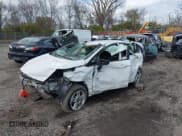 ✅ 2019 Ford Fiesta SE • VIN: 3FADP4EJ5KM117228 • Lot: 43698845. Wystawiony na IAAI z przebiegiem Nie podano. Bezpłatny archiwum sprzedaży aukcyjnych z USA i szczegółowy raport historii pojazdu na DreamBid. Zdjęcie 2.