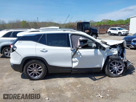 ✅ 2023 GMC Terrain SLT • VIN: 3GKALVEG6PL218217 • Lot: 41917652. Listed on IAAI with 2,462 mi. Free auction sales archive from the USA and detailed vehicle history report at DreamBid. Image 12.