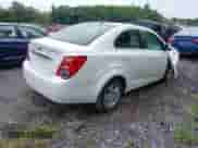 2015 Chevrolet Sonic LT с VIN 1G1JC5SG0F4135380, выставлен на аукционе IAAI как лот 43086011 с пробегом 66 085 миль миль и . История ставок и продаж доступна на DreamBid. Изображение 4.