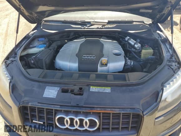 ✅ 2015 Audi Q7 Prestige • VIN: WA1WMAFE8FD004574 • Lot: 68303595. Listed on Copart with 134,790 mi. Free auction sales archive from the USA and detailed vehicle history report at DreamBid. Image 12.