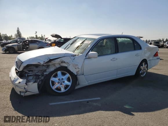 ✅ 2001 Lexus LS 430 • VIN: JTHBN30F410045734 • Lot: 81953195. Listed on Copart with 173,028 mi. Free auction sales archive from the USA and detailed vehicle history report at DreamBid. Image 1.