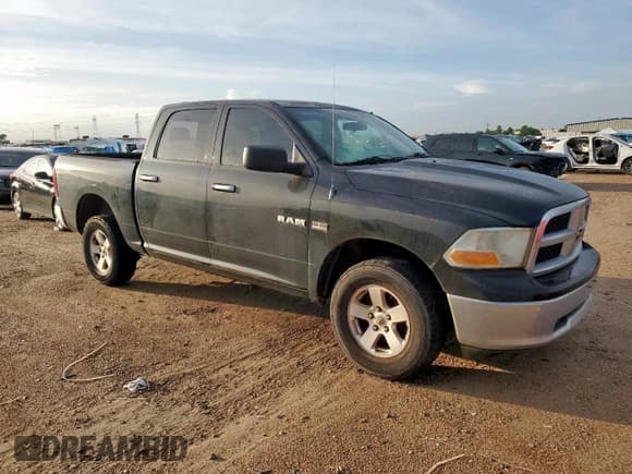 ✅ 2010 Dodge 1500 SLT • VIN: 1D7RB1CT2AS185239 • Lot: 60758705. Wystawiony na Copart z przebiegiem 133 743 mil. Bezpłatny archiwum sprzedaży aukcyjnych z USA i szczegółowy raport historii pojazdu na DreamBid. Zdjęcie 4.