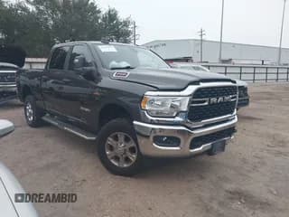 ✅ 2024 Ram 2500 Big Horn • VIN: 3C6UR5DL4RG311214 • Lot: 43792023. Listed on IAAI with 44,215 mi. Free auction sales archive from the USA and detailed vehicle history report at DreamBid. Image 1.
