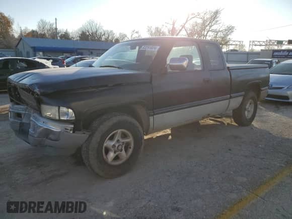 1997 Dodge 1500 с VIN 3B7HC13Z6VG825621, выставлен на аукционе Copart как лот 83291024 с пробегом 193 785 миль миль и Списание • Salvage title. История ставок и продаж доступна на DreamBid. Изображение 1.
