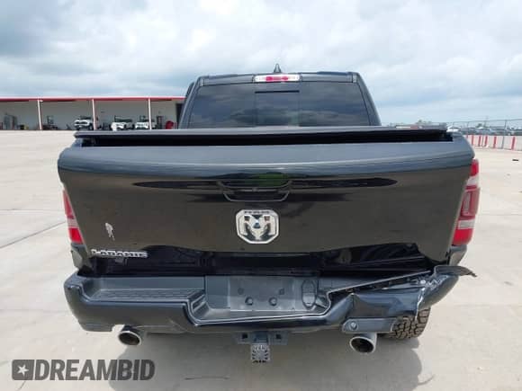 2020 Ram 1500 Laramie with VIN 1C6RREJT2LN295149, listed as a IAAI auction lot 42411146 with 113,445 mi miles and . Bid and sale history available at DreamBid. Image 16.