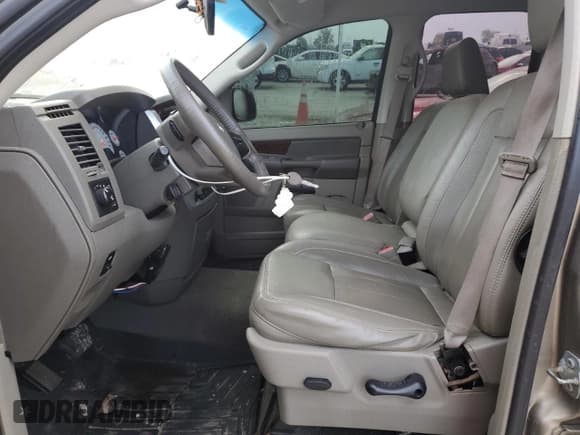 ✅ 2008 Dodge 1500 Laramie • VIN: 1D7HU18278J192953 • Лот: 73574984. Опубликован ранее на Copart с пробегом 155 877 миль. Бесплатный доступ к архиву аукционных продаж из США и подробный отчёт об истории автомобиля на DreamBid. Изображение 7.
