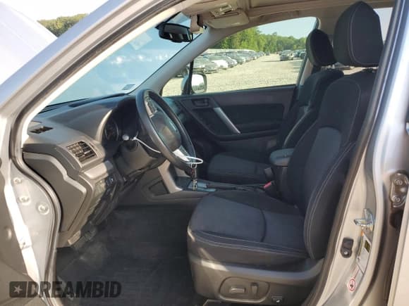 ✅ 2014 Subaru Forester Premium • VIN: JF2SJAEC6EH459011 • Lot: 68419395. Wystawiony na Copart z przebiegiem 140 980 mil. Bezpłatny archiwum sprzedaży aukcyjnych z USA i szczegółowy raport historii pojazdu na DreamBid. Zdjęcie 7.