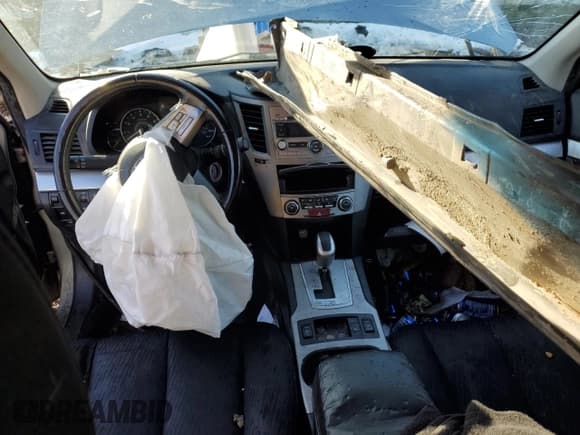 ✅ 2011 Subaru Legacy Premium • VIN: 4S3BMBC65B3257312 • Лот: 92582855. Опубликован ранее на Copart с пробегом 220 302 миль. Бесплатный доступ к архиву аукционных продаж из США и подробный отчёт об истории автомобиля на DreamBid. Изображение 8.