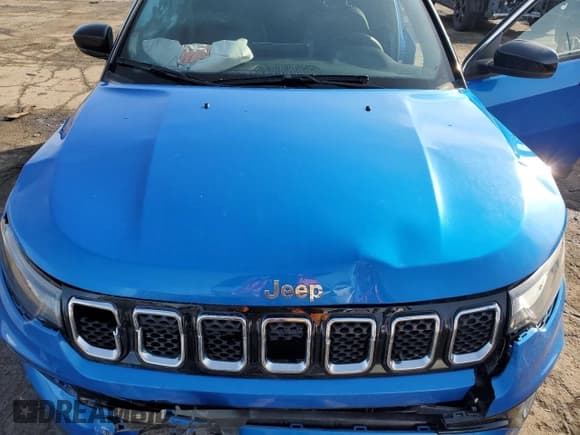 ✅ 2024 Jeep Compass Limited • VIN: 3C4NJDCN2RT588159 • Lot: 51596325. Listed on Copart with 18,713 mi. Free auction sales archive from the USA and detailed vehicle history report at DreamBid. Image 12.