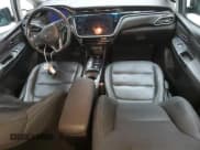 ✅ 2023 Chevrolet Bolt EV 2LT • VIN: 1G1FX6S04P4175126 • Lot: 66953294. Wystawiony na Copart z przebiegiem 84 409 mil. Bezpłatny archiwum sprzedaży aukcyjnych z USA i szczegółowy raport historii pojazdu na DreamBid. Zdjęcie 8.