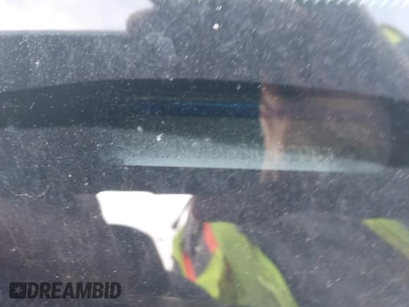 ✅ 2011 Mercury Milan • VIN: 3MEHM0HA6BR602083 • Лот: 40240212. Опубликован ранее на IAAI с пробегом 119 000 миль. Бесплатный доступ к архиву аукционных продаж из США и подробный отчёт об истории автомобиля на DreamBid. Изображение 12.