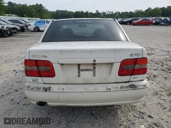 ✅ 1998 Volvo S70 • VIN: YV1LS5640W2431881 • Лот: 53925195. Опубликован ранее на Copart с пробегом Не указан. Бесплатный доступ к архиву аукционных продаж из США и подробный отчёт об истории автомобиля на DreamBid. Изображение 6.