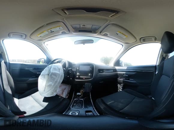 ✅ 2020 Mitsubishi Outlander ES • VIN: JA4AZ3A38LZ046271 • Лот: 42829205. Опубликован ранее на IAAI с пробегом 86 082 миль. Бесплатный доступ к архиву аукционных продаж из США и подробный отчёт об истории автомобиля на DreamBid. Изображение 18.