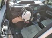 ✅ 2014 Toyota Prius Two • VIN: JTDKDTB35E1071797 • Lot: 69882615. Wystawiony na Copart z przebiegiem 254 789 mil. Bezpłatny archiwum sprzedaży aukcyjnych z USA i szczegółowy raport historii pojazdu na DreamBid. Zdjęcie 8.