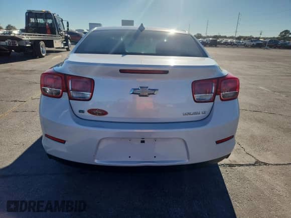 2015 Chevrolet Malibu LT z VIN 1G11C5SLXFF179954, wystawiony jako Copart lot #91450035 z przebiegiem 198 710 mil mil oraz Czysty tytuł • Clean title. Historia ofert i sprzedaży dostępna na DreamBid. Obrazek 6.