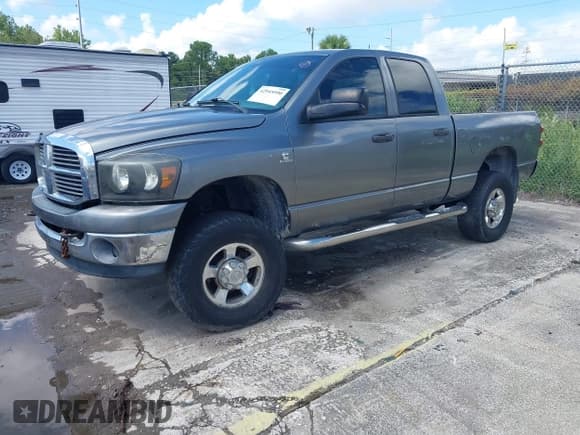 ✅ 2009 Dodge 2500 SLT • VIN: 3D7KS28L79G554213 • Лот: 42945590. Опубликован ранее на IAAI с пробегом 468 909 миль. Бесплатный доступ к архиву аукционных продаж из США и подробный отчёт об истории автомобиля на DreamBid. Изображение 2.